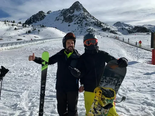 Temporada de Nieve Contenido UGC para campaña de invierno y temporada de nieve — marcas · Avoiry